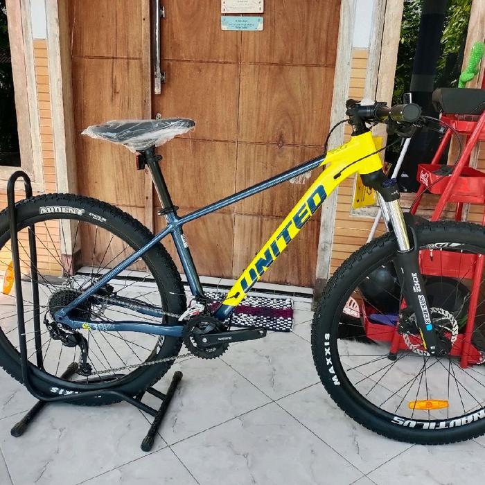 united clovis 3.1 ukuran S 29er