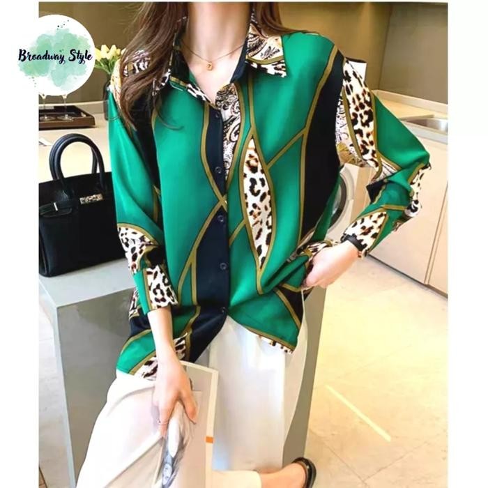 Kemeja Lengan Panjang Wanita Blouse Satin Top Leopard Motif