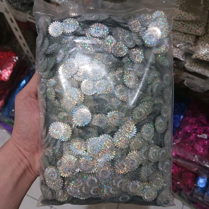 Manik Ramboci Dolar Gerigi Silver / Payet Cakra Silver (1Pon)