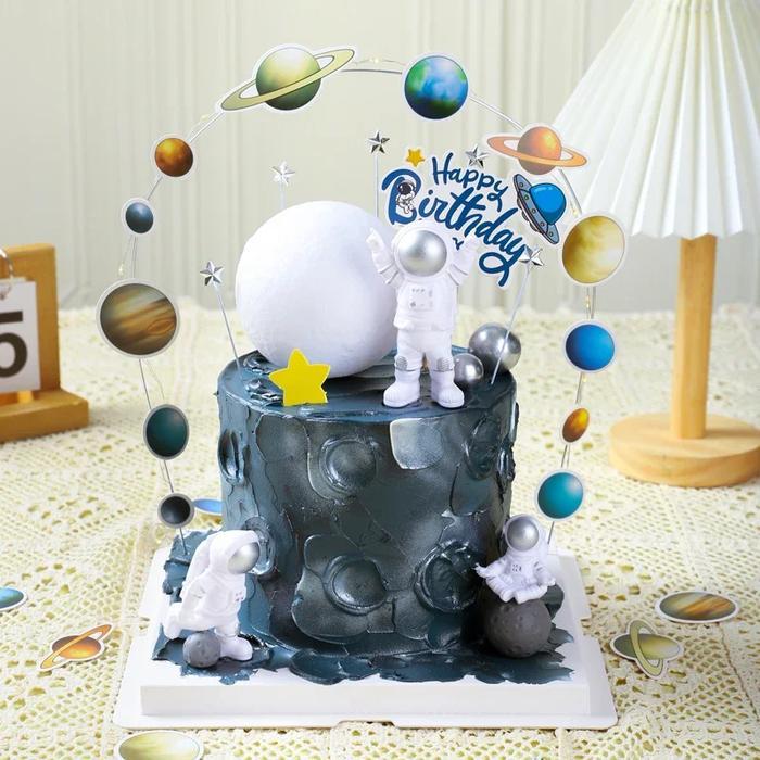 ASTRONAUT CAKE TOPPER OUTER SPACE BIRTHDAY DECORATION BOY ASTRONAUT CAKE DECORATION PLANET MOON