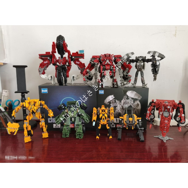 Transformation Toys Devastator 8IN1 Action Figure Mixmaster Scavenger Overload Hightower Scrapmetal