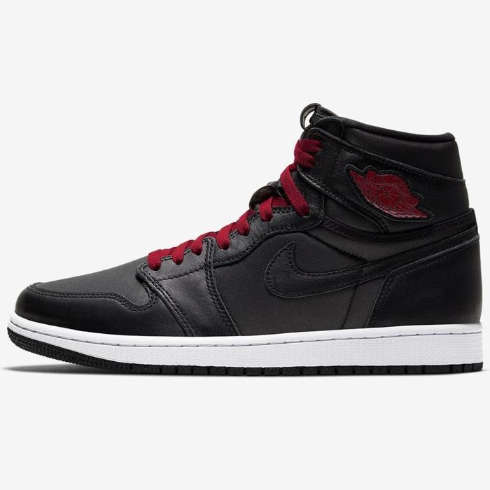 Terlaris NIKE AIR JORDAN 1 RETRO HIGH OG BLACK SATIN GYM/RED