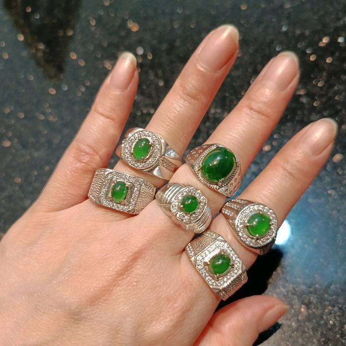 Cincin Giok Asli Jadeite Jade type A