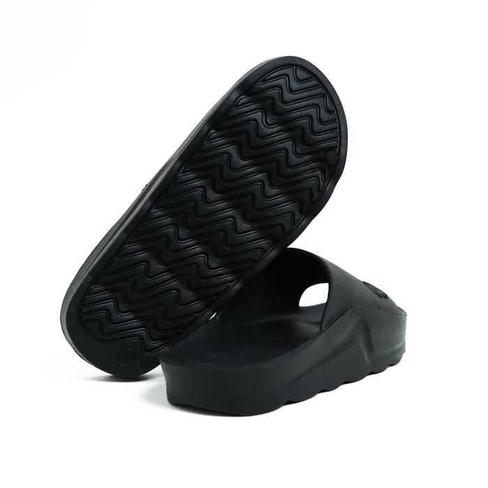 Patrobas Ease Black Sandal