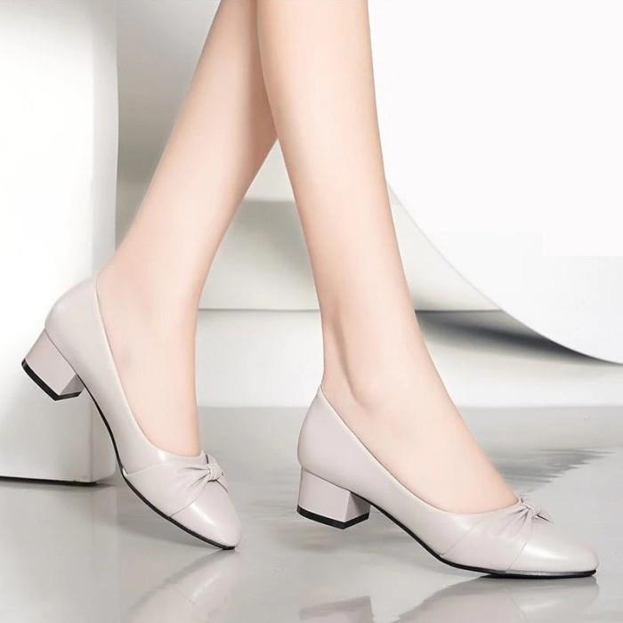 Terbatas Sepatu Pantofel Fashion Wanita Eg692 Hak 5 Cm High Heels Premium Kotak Tahu Sepatu Hitam