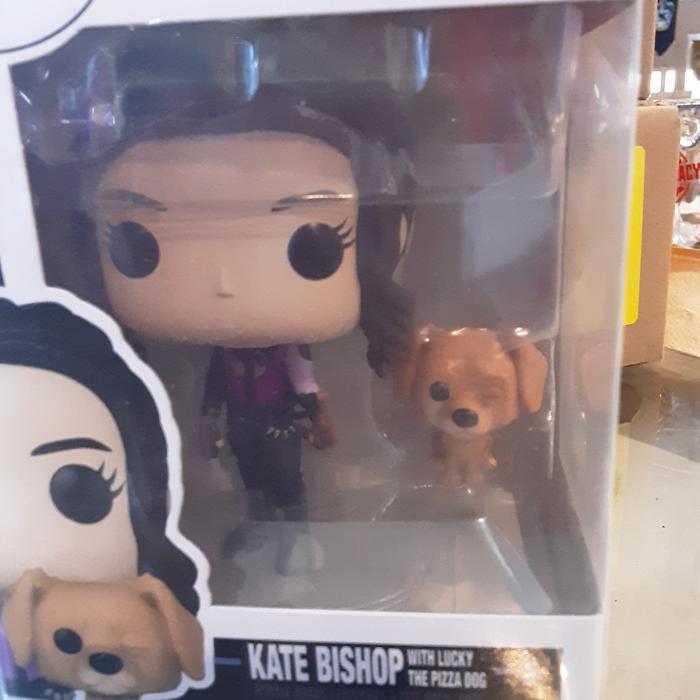 FUNKO POP KATE BISHOP WITH LUCKY THE PIZZA DOG 1212 COLLECTOR GRADE