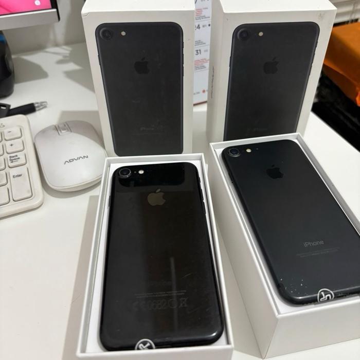 Ip 7 128gb IBOX second like new original