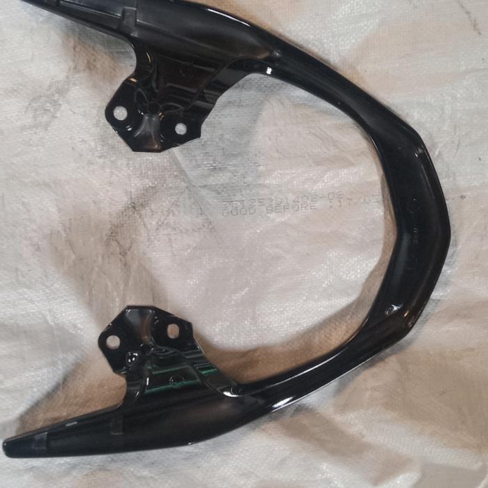 TERLARIS behel begel jok behel pegangan jok Yamaha gear 125 behel jok Yamaha mio gear 125 ginal