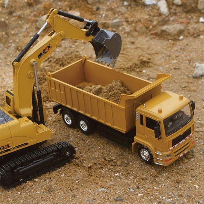 Miniso - Model Paduan Simulasi Kendaraan Mobil Besar Remote Control Excavator Kombinasi Kendaraan