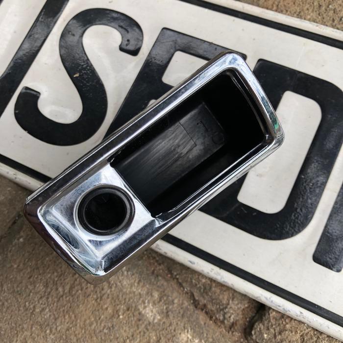 Original Bmw E38 Asbak Door Trim Belakang 51168175111