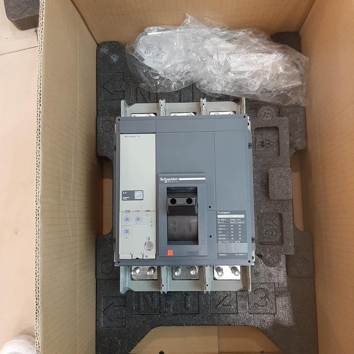 MCCB NS800N 3P 800A SCHNEIDER