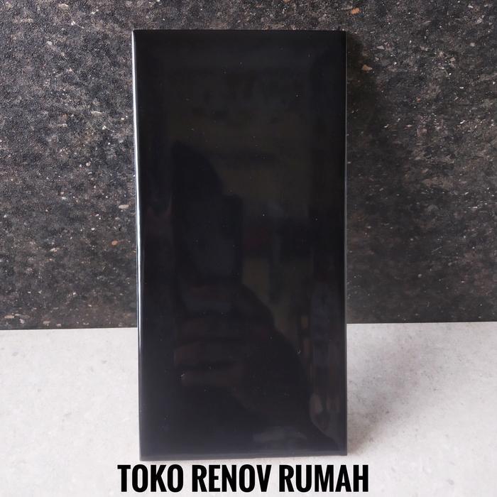 Keramik Subway Bevel 10X20/ Keramik Bevel/ Keramik Dinding Dapur