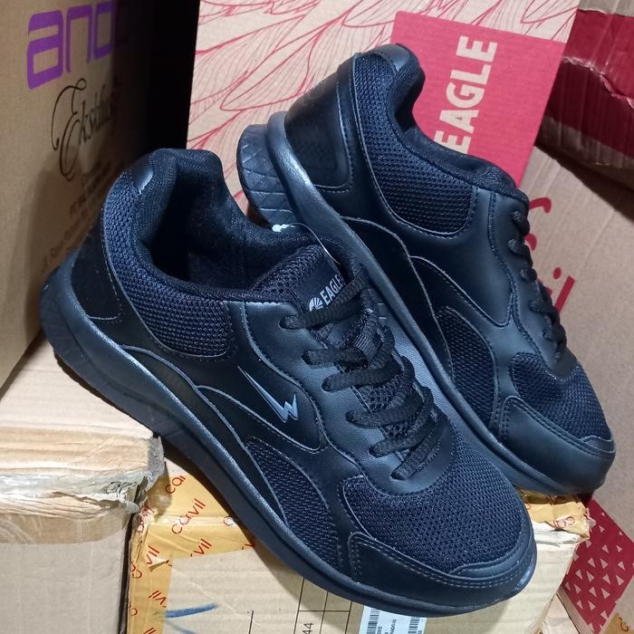 sepatu sneakers hitam polos Eagle monza original sepatu sekolah