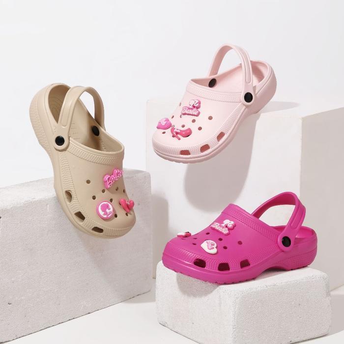 Limitless Sandal Slip On Anak Cewek Spesial Edition Berbie Kekinian Sandal Slop Anak Free Aksesoris