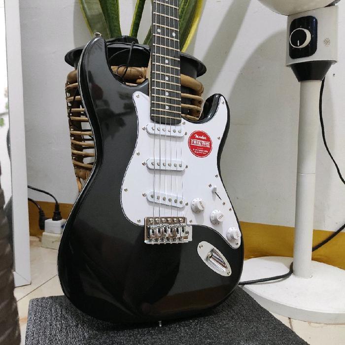 squier stratocaster affinity