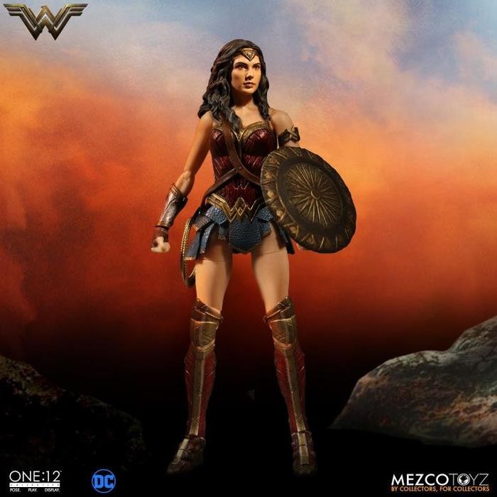 Mezco 1:12 - Wonder Woman