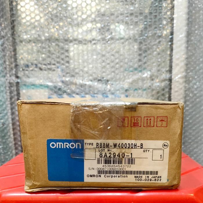 R88M-W40030H-B 400 WATT SERVO MOTOR OMRON