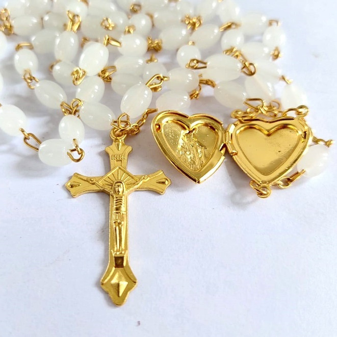 Kalung Rosario Katolik Oval Love Pigura Foto Souvenir Aksesoris Salib Bening Vatikan