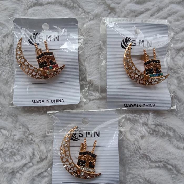 uek4- Bros Hijab Motif Kabah Atau Mesjid Pin Jilbab Peniti Kerudung Oleh Oleh Haji Umroh