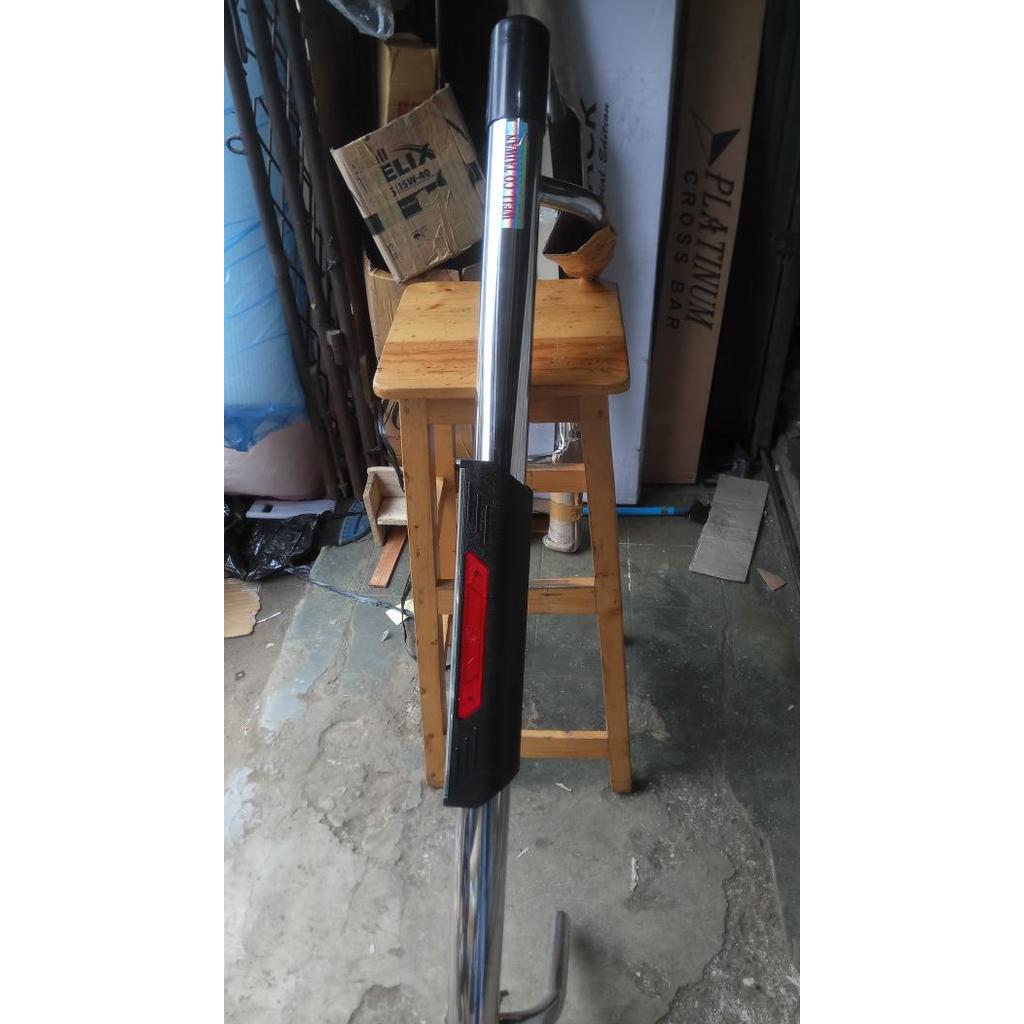 Tanduk Bemper Belakang Calya
