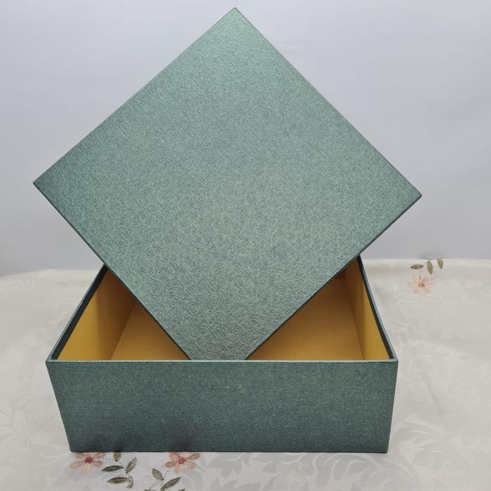 Box Kue Lapis 22228cm / kotak Kue imlek / hard box