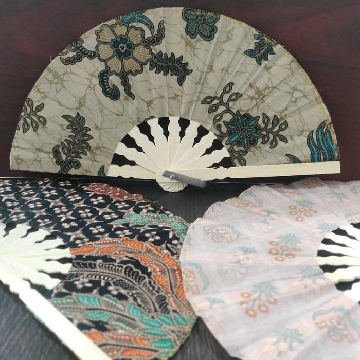 (isi 50 pcs) kipas batik ukuran sedang