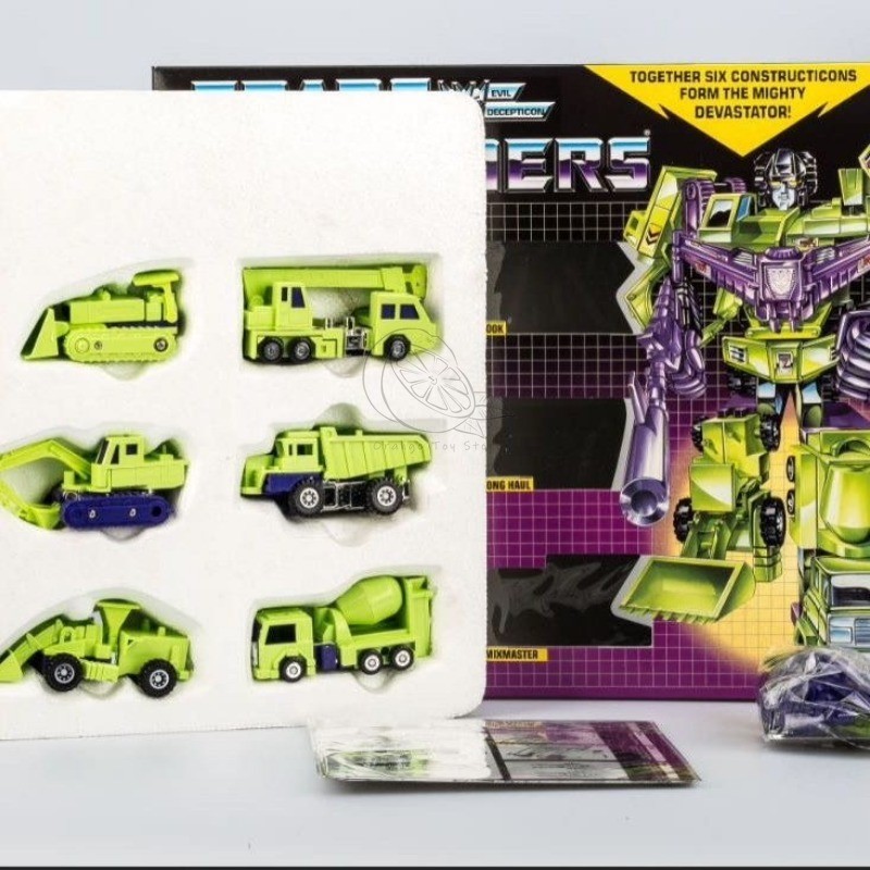 In Stock Transformers Toys US Version G1 84-86 KO Devastator Suit Model Robot Collection Action