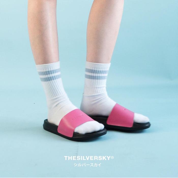 Thesilversky Fuschia Pink Venom Slides Premium Slip On Sandal
