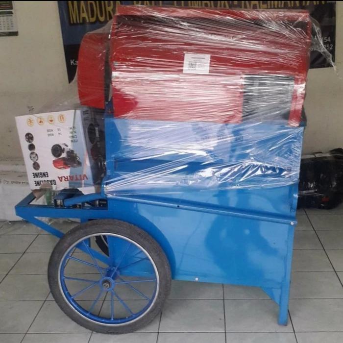 MESIN PERONTOK PADI DENGAN PENGGERAK ENGINE 6,5 HP LENGKAP.