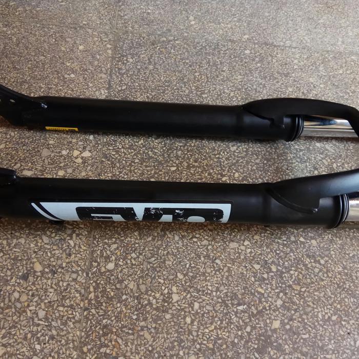 TERLARIS Garpu Fork sepeda MTB 26 suspensi Evo