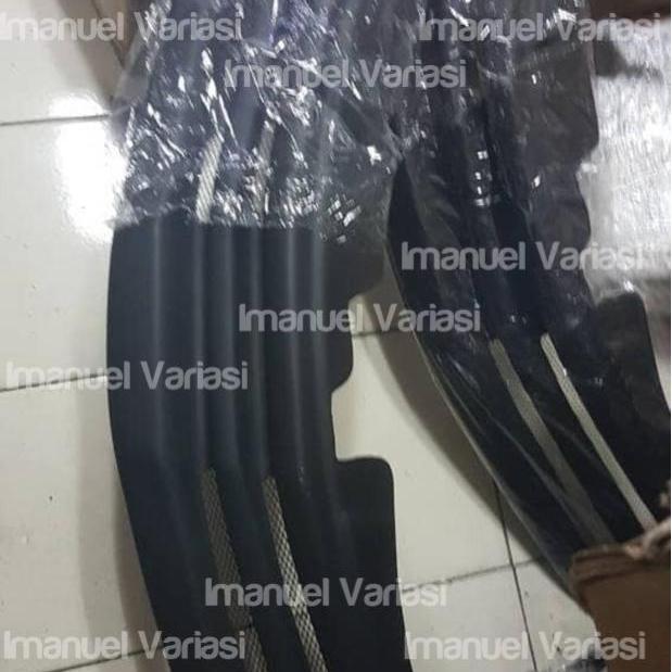 Grill Custom Livina 2008-2011