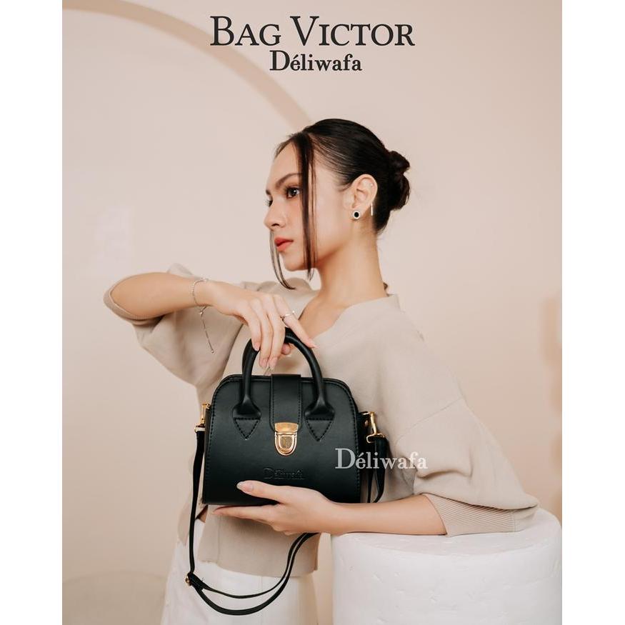 Deliwafa - Selempang Wanita Slingbag Premium Tas Victor