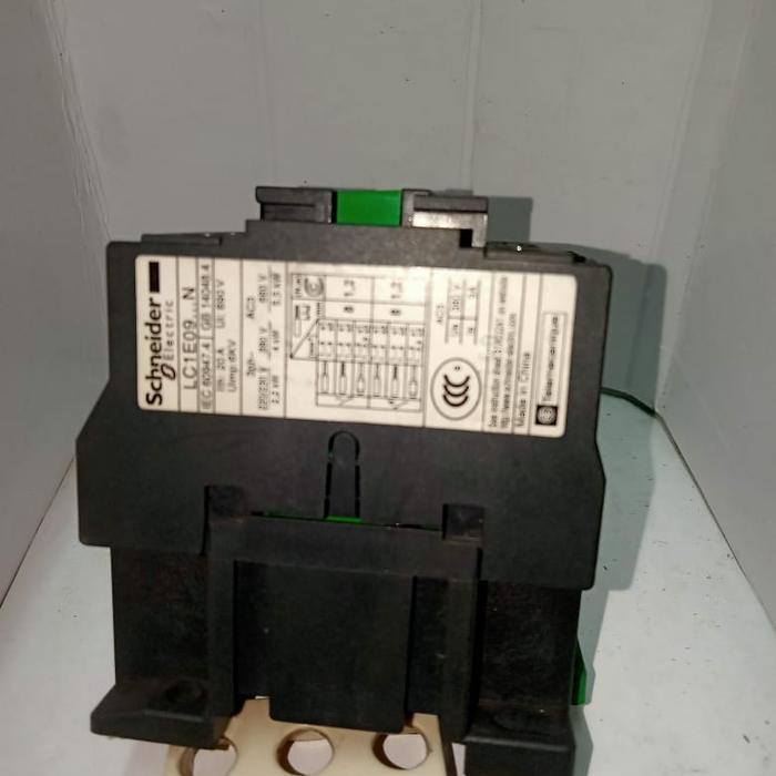 MAGNETIC CONTACTOR LC1E0901 TESYS E TYPE LC1E09 N SCHNEIDER ELECTRIC READY