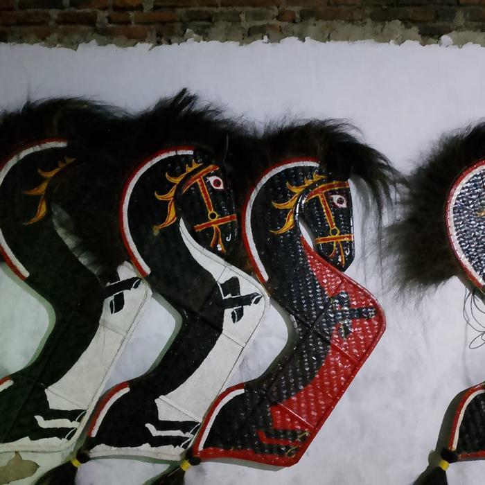 Kerajinan Tangan Dari Bambu Kuda Lumping Asli Purbalingga Ebeg Kepang Boneka Banyumas Banyumasan