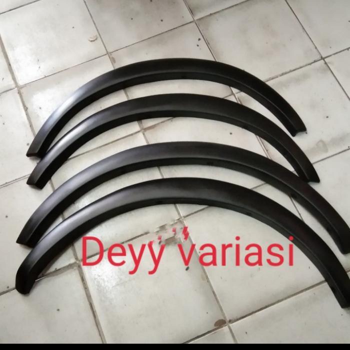Fender Mobil Rush Terios 2008-2017