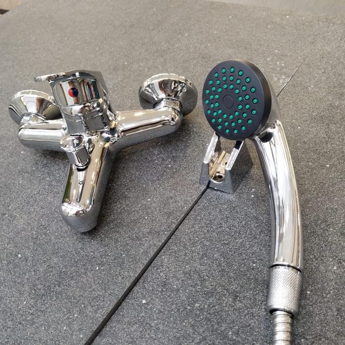 Kran Shower Mixer Air Panas Dingin Bathub