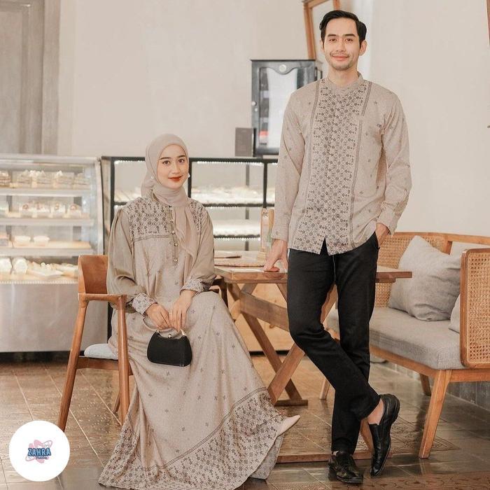 Setelan Baju Couple Maxmara Silk Kradensa Sakura - Gamis dan Koko Panjang - Astetic Motif Terbaru