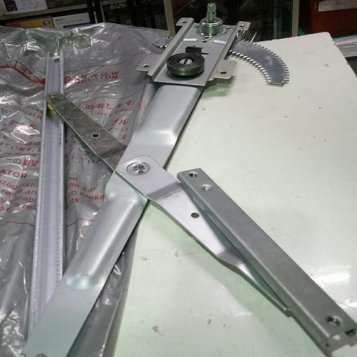 Regulator Kaca Kanan Taiwan Daihatsu Taft Gt Dan Feroza