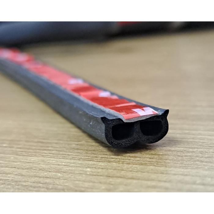 EPDM Seal Strip/ Karet Peredam Pintu Mobil Model B Dengan 3M Adhesive