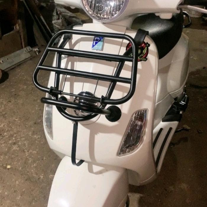 Front Rack/Frontrack Rak Depan Vespa Lx Dan S125/150.Aksesoris Vespa