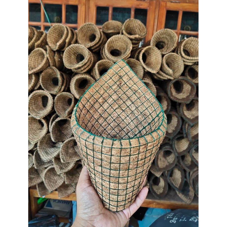 POT TEMPEL DINDING SERABUT SABUT KELAPA ANGGREK POT ANGGREK
