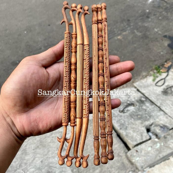 Tangkringan Sangkar Cungkok Pleci D22 Bahan Bambu Lokal Cukit Manual