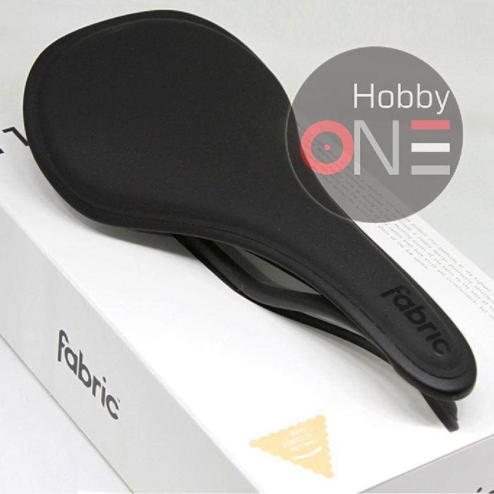 FABRIC ALM Ultimate Shallow Saddle 150 Gram - Sadel Full Carbon