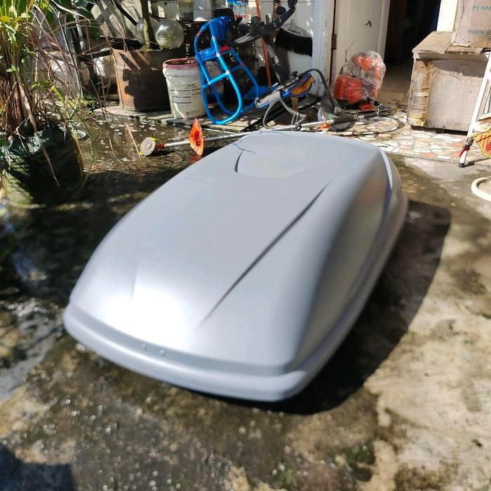 Roofbox THULE Ocean 100 MINT CONDITION