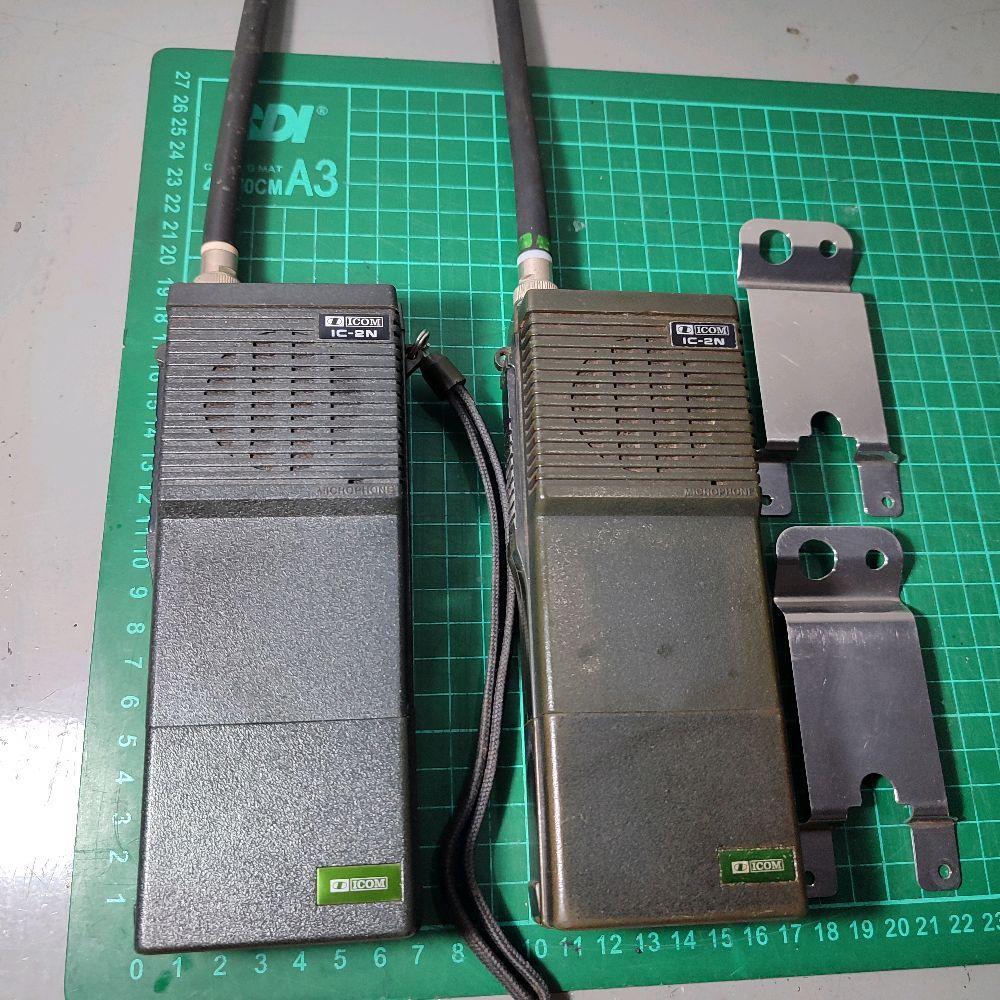 HT ICOM IC-2N legendaris made in Japan. Second. Nyala. Harga per unit.