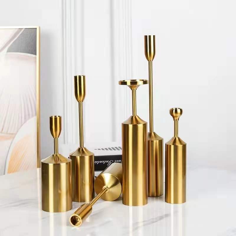 European Roman Retro Alloy Candle Holder Candlesticks Golden Candelabra Candle Stands