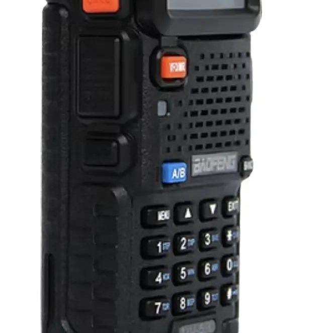 WALKIE TALKIE BAO FENG UV5R HT RADIO VHF/UHF FM TRANSCEIVER JARAK JAUH 20KM KUALITAS SUARA TERBAIK