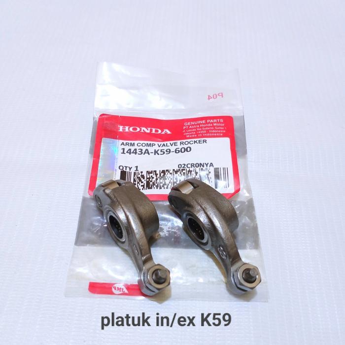 Platuk Klep ,Rocker Arm In/Ex Honda Vario 150 K59