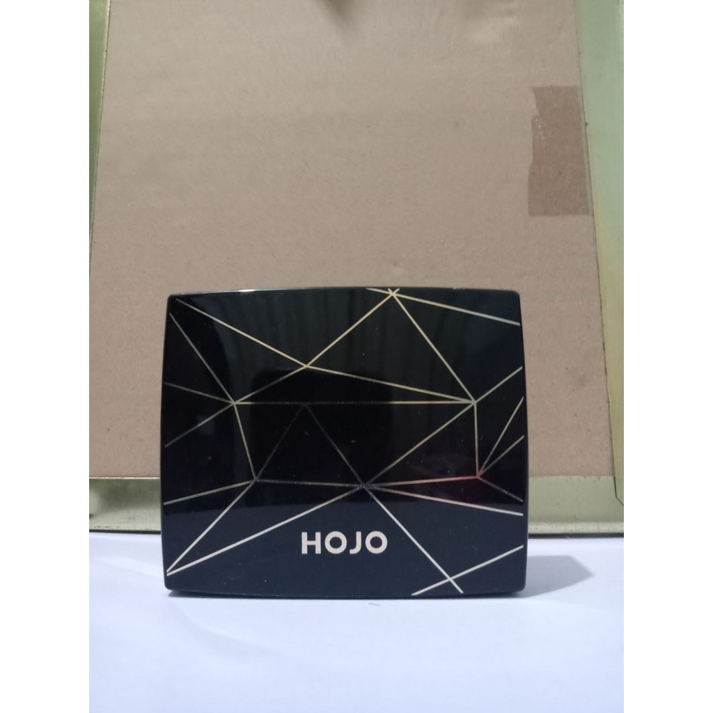 PRELOVED - PL Hojo Shimmering Stereoscopic Highlighter Shade 03 Light Of Confide