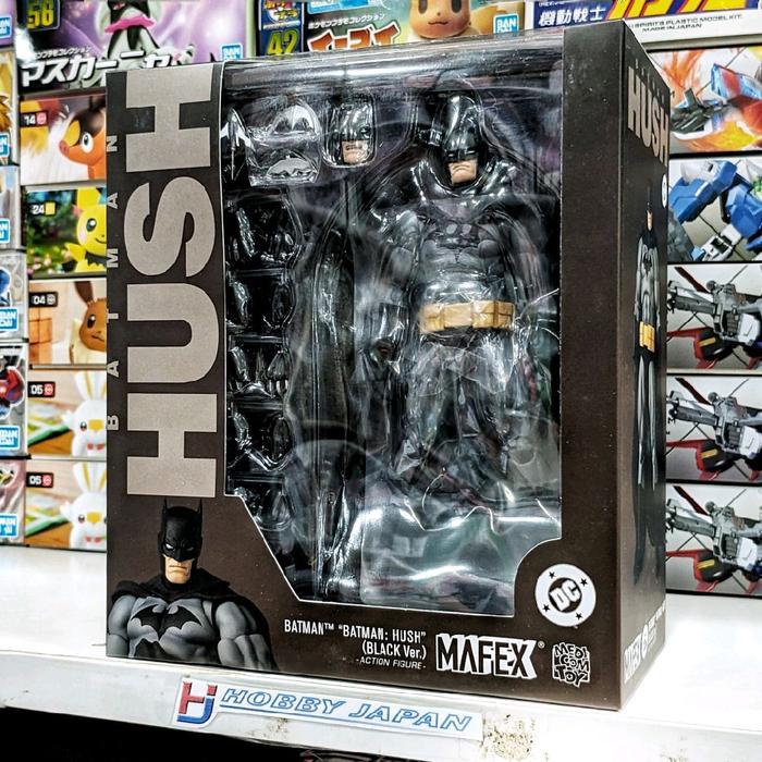 MAFEX 126 - Batman Hush Black Version